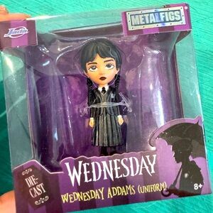 NEW-Wednesday Wave 1 MetalFigs 2 1/2-Inch Die-Cast Metal Mini-Figure